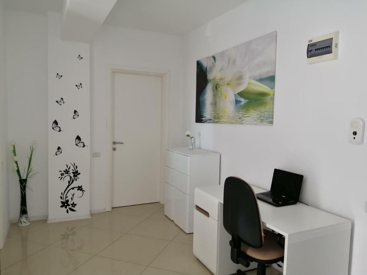 Apartament Negru Voda Pitesti Exterior photo